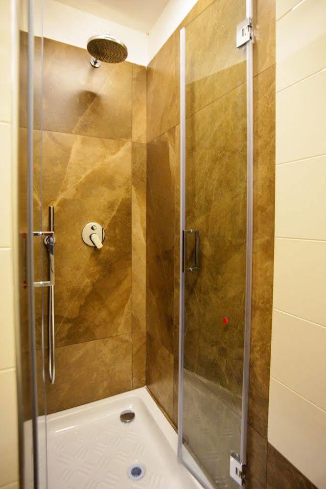 Click&sleep Fuorigrotta Appartement Napels